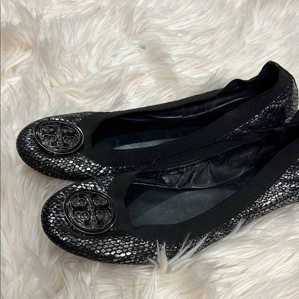 Tory Burch Black Sequin Ballet Flats - Picture 4 of 9